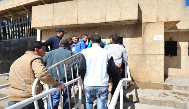 “حتى لو فتحنا 10 آلاف شباك لبيع التذاكر لم تكن لتكفي.. وقدوم الأنصار دفعة واحدة سبب الفوضى”