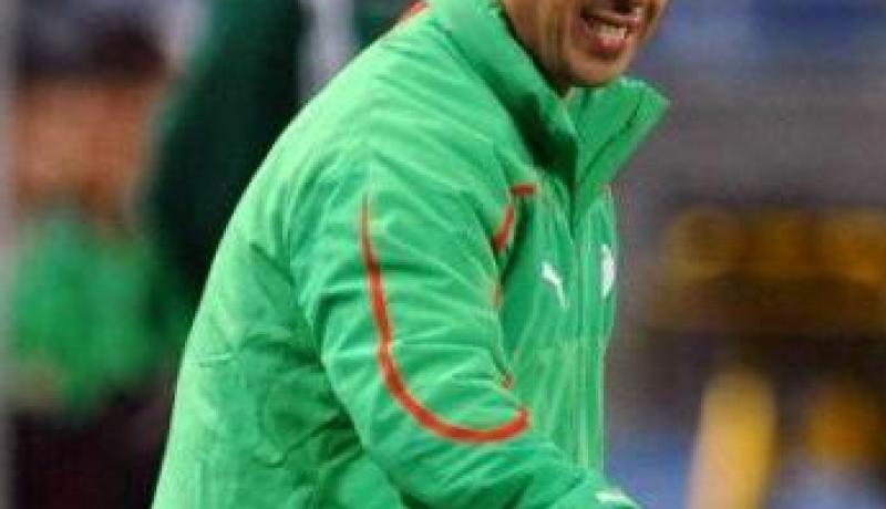 “لا نية لي في انتداب لاعبين جزائريين… وأمر رائع أن يتقابل المغرب والجزائرفي نهائي الكان”