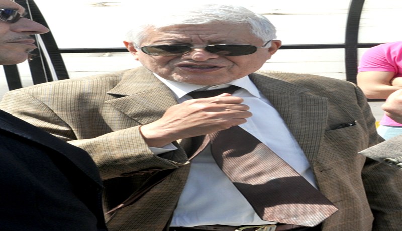 العايب يجتمع بلاعبي اتحاد الحراش ويعدّهم بتسوية الأمور قبل نهاية الموسم