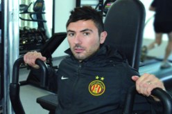 عنتر يحيى في اليونان للتوقيع مع نادي «بلاتانياس»