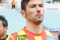 عنتر يحيى يرفض عرضا رسميا من شبيبة القبائل ويفضّل إنهاء عقده مع الترجي التونسي