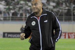 “لاعبونا فقدوا التركيز وتحدثوا معي وهم يبكون بسبب الهتافات التافهة للجماهير الجزائرية”