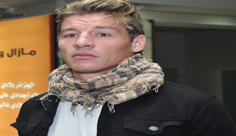 مهدي مصطفى  أتقبل الانتقادات ودائما أقدّم 150 % من قوتي من أجل بلدي وعائلتي