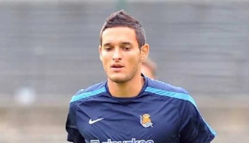 ‬ كادامورو‮ ‬يتعرض لكسر في‮ ‬القدم‮… ‬يغيب من‮ ‬4‮ ‬إلى‮ ‬6‮ ‬أسابيع ويضيّع كل شيء