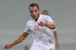 مغني‮ ‬سيلتحق هذا الاثنين بالدوحة لمباشرة تحضيراته مع لخويا