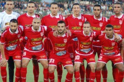 ناصري وزاوش مصابان، بن طوشة معاقب ومسعود يرفض اللعب