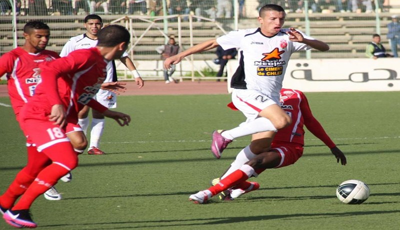 جمعية الشلف تواجه الحمراوة بتشكيلة عرجاء