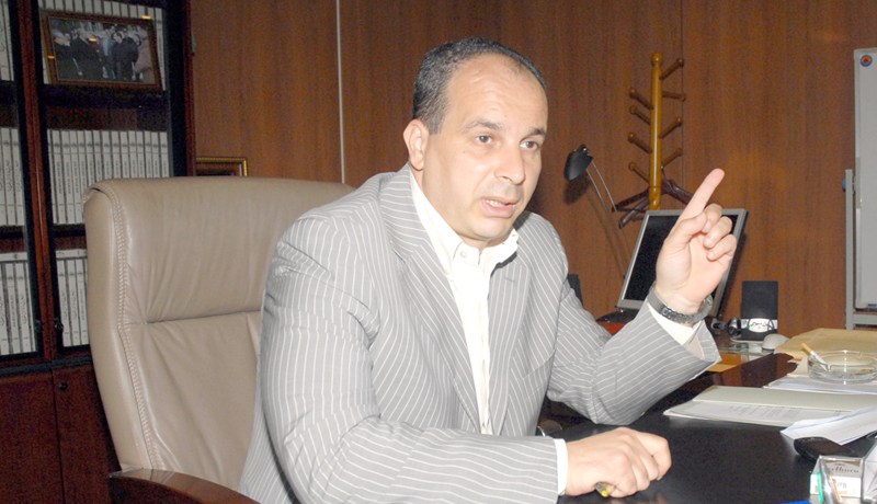 بلموهوب لـ”النهار”: “أرضية الملعب وراء إقالتي من منصبي ولست رجل دولة بعد اليوم”