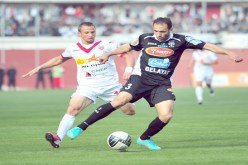 الوفـاق يستعيـد الصـدارة مـؤقتـا وينتظر هديــة مـن جـاره أهلـي الـبرج