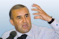 بن شيخة: “بعض الجزائريين قتلوني.. اشتقت للتدريب وسأعود للعمل في الجزائر”