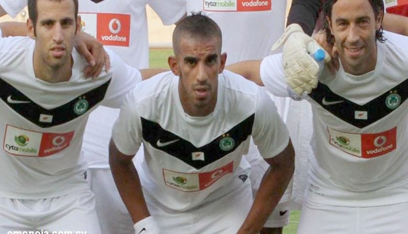 بوعزة يغادر قبرص مع عائلته سرّا ويحدث طوارئ في فريق أومونيا نيقوسيا