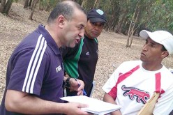أنا جزائري ولا أقبل أن يرفع أحدهم يده عليّ.. وعائلتي تأثرت وطلبت مني العودة