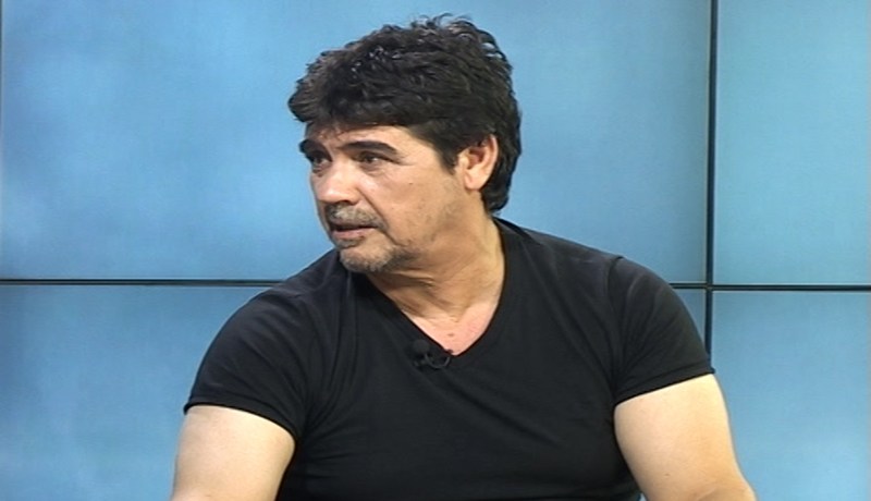 “الكل يعرف كيف كان يصل خالف إلى المنتخب… والوزير السابق اختبأ كالنعامة في قضيتنا”