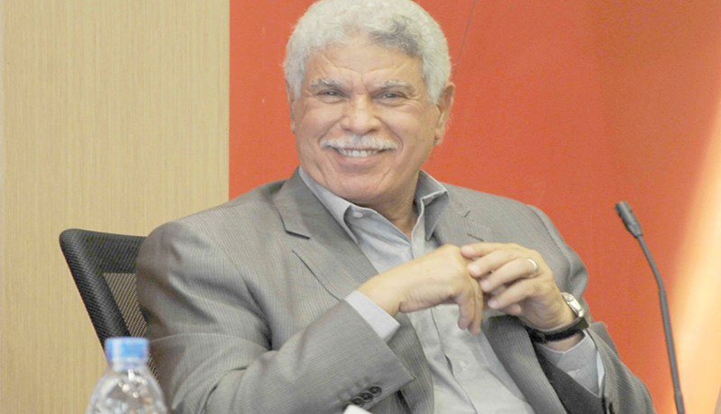 شحـاتة: نقص الانسجام بين محترفي الخضر هو مشكلة المنـتـخـب.. وأتمنى تأهـلهم لـ كان 2015
