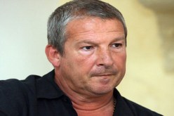 مدرب فرنسي خريج السجون سيتقاضى اكثرمن 432مليون سنتيم شهريا مع اتحاد العاصمة