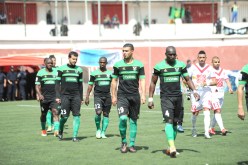 بن طوبال يسوي جزءا من مستحقات اللاعبين اليوم ويطالب بنقاط القبائل