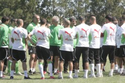 ‬ جابو وكادامورو‮ ‬غادرا التربص أمس والأمور الجدية تشرع بداية من اليوم لموعد رواندا‮ ‬