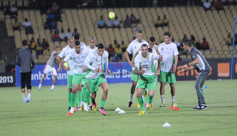 لاعبو “الخضر” يرفعون التحدي للتأهل ويعتبرون المشوار المتبقي نهائيا