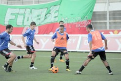 حمار‮ ‬يرفع أجرة بولحجيلات إلى 15 ‬مليونا،‮ ‬ديس‮ ‬يتلقى 200 ‬مليون ويغادر  ‮‬