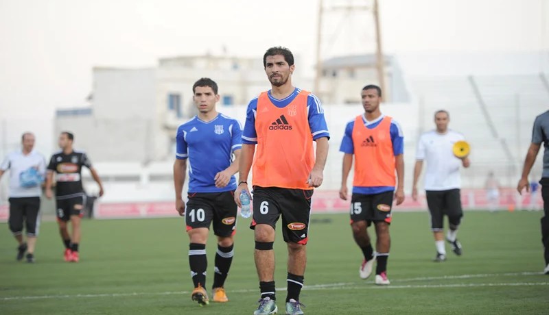 الإدارة واللاعبون‮ ‬يستجيبون لنداء الوطن بعد تدخل روراوة