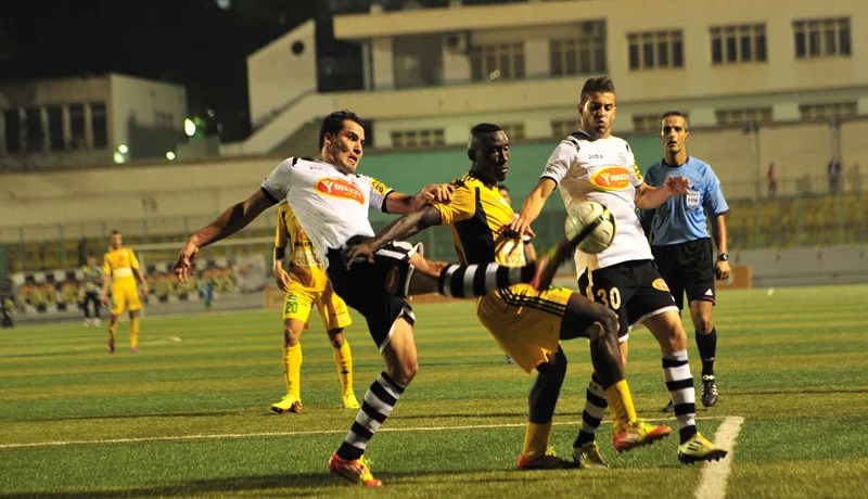 الفاف تعيد النظر في توزيع حقوق البث التلفزيوني وتستجيب لطلب الوفاق