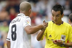 معاقبة فيغولي بـ3 مباريات و1200 يورو غرامة مالية