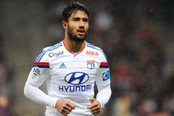 جزائريون يطلقون صافرات استهجان ضدّ فقير ويصفونه بالحركي خلال مواجهة فرنسا والبرازيل بملعب سان دوني