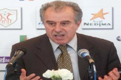 “‬ليس مشكلا أن ننتدب الأجانب ورؤساء النوادي‮ ‬يتحملون مسؤولية خياراتهم‮”‬