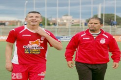 غربي يرفض التجديد ويساوم بتلقيه اتصالا من الخارج