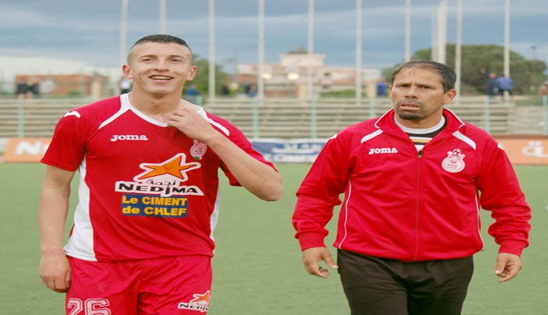 غربي يرفض التجديد ويساوم بتلقيه اتصالا من الخارج