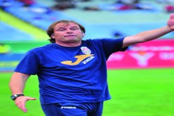 وسط ميدان العميد يضع غيغر في مأزق قبل مواجهة اتحاد الحراش