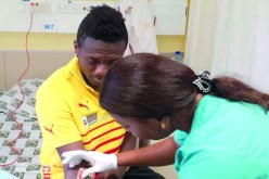 نجم غانا أسامواه جيان يصاب بالملاريا والشكوك تحوم حول مشاركته أمام السنغـال