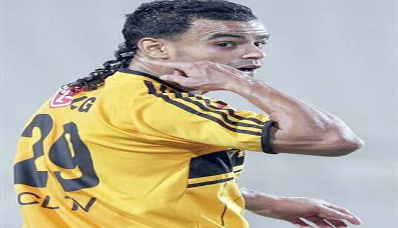 شحاتة‮ ‬يفاوض حاج عيسى لضمه إلى الزمالك‮ ‬