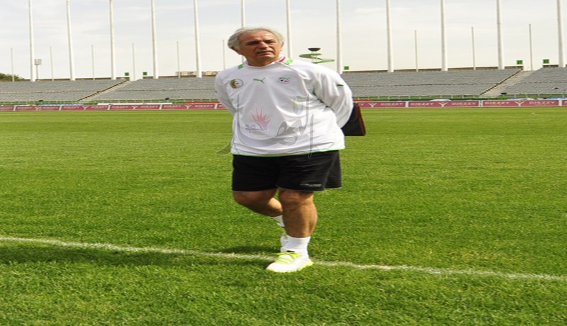 “بعض اللاعبين منافقون… أرادوا إزاحتي لأني لا أتماشى مع رغباتهم وأنا لست أبله”