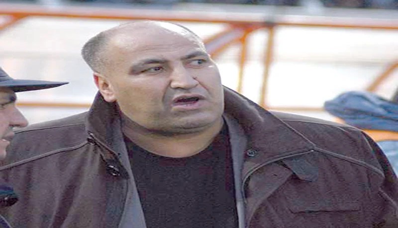 حمّار يهدد اللاعبين بعقوبات قاسية ويطالب بالصدارة