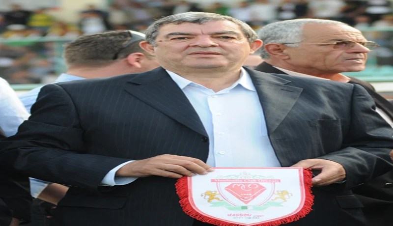 حناشي‮ ‬يجدد الثقة في‮ ‬كعروف وينفي‮ ‬إشاعة استبداله بعمروش