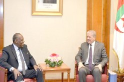 سـلال يستقبل حياتو في قصر الحكومة ويؤكد استعداد الجزائر لاحتضان كـان2017