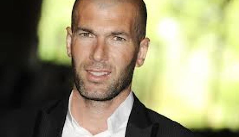 زيــدان: الجزائر تملك منتخبا جيدا وقلبي سيبقى  معهـا للـذهاب بعيدا في المونديـــال