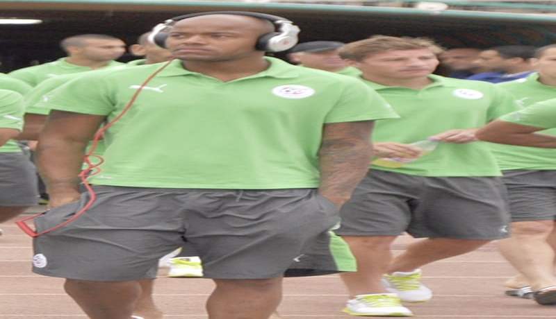 مبولحي‮ ‬يشترط‮ ‬40‮ ‬ألف أورو راتبا شهريا وسوفيتوف الروسي‮ ‬يريد‮ ‬600‮ ‬ألف أورو