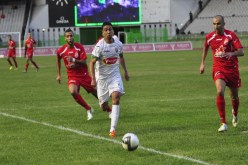 مناد يواجه الشلف بأسلحة الداربي والتعثر يعني العودة إلى الصفر