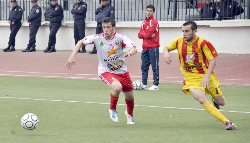 المرشحون‮ ‬يباشرون حملتهم الانتخابية وسط الأنصار‮ ‬