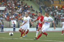 مدرب مولودية وهران‮ ‬يطرد براجة من الفريق بعد ملاسنات حادة بينهما  ‮ ‬