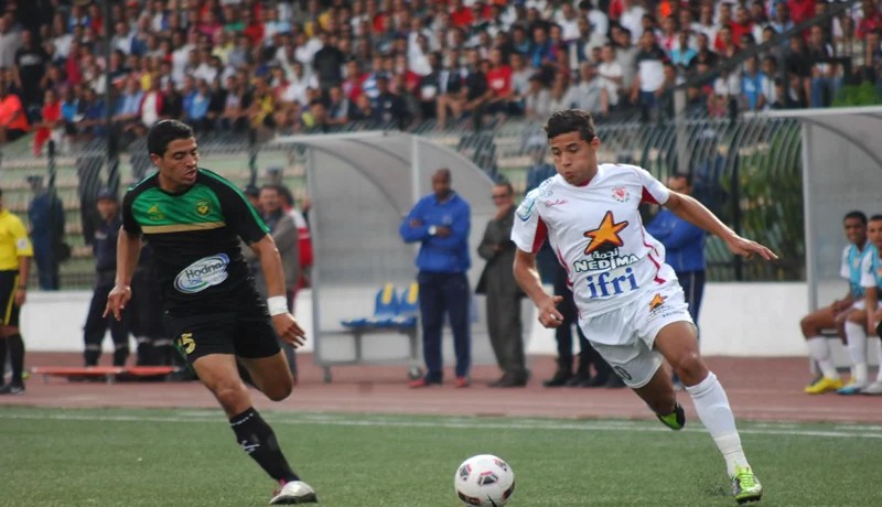 الحمراوة في‮ ‬خرجة محفوفة بالمخاطر إلى عاصمة الحماديين