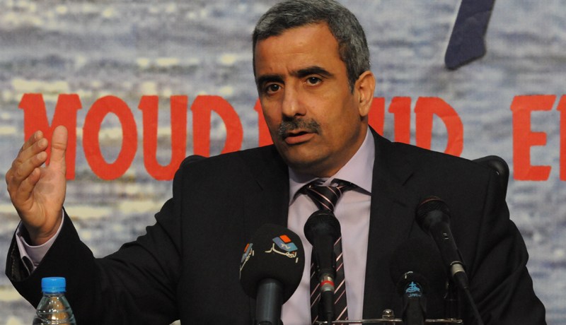 “الدولة لاتزال تساعد النوادي المحترفة وتمنح الاتحاديات 15 مليارا سنويا”