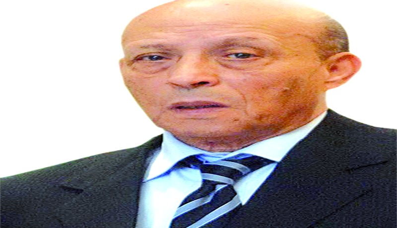 ولد خليفة في جنيف بدلا من غرداية