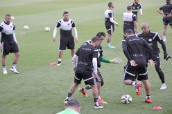 نطلعو المورال لطيّ صفحة الكان