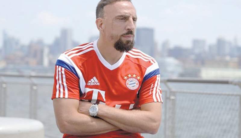 تابعت كل مباريات الخضر في البرازيـل وأمرٌ مشرف ترشيحهم للتتويج بالكان