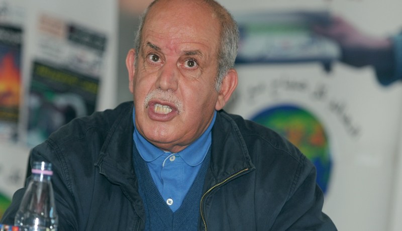 ‮”‬الليبيون أشقاؤنا وعلى الجمهور الجزائري‮ ‬تقديم صورة جيدة في‮ ‬مباراة العودة‮”‬