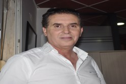 ‮”‬عرض الريال لحاج عيسى كذبة ومسرحية أنا من اختلقها‮ “‬