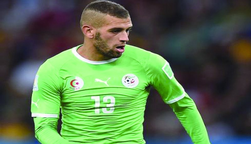 سليماني يرفض الاحتفال بأعـياد المـيـلاد ..يغادرالبرتغـال ويعـود إلى الجزائر